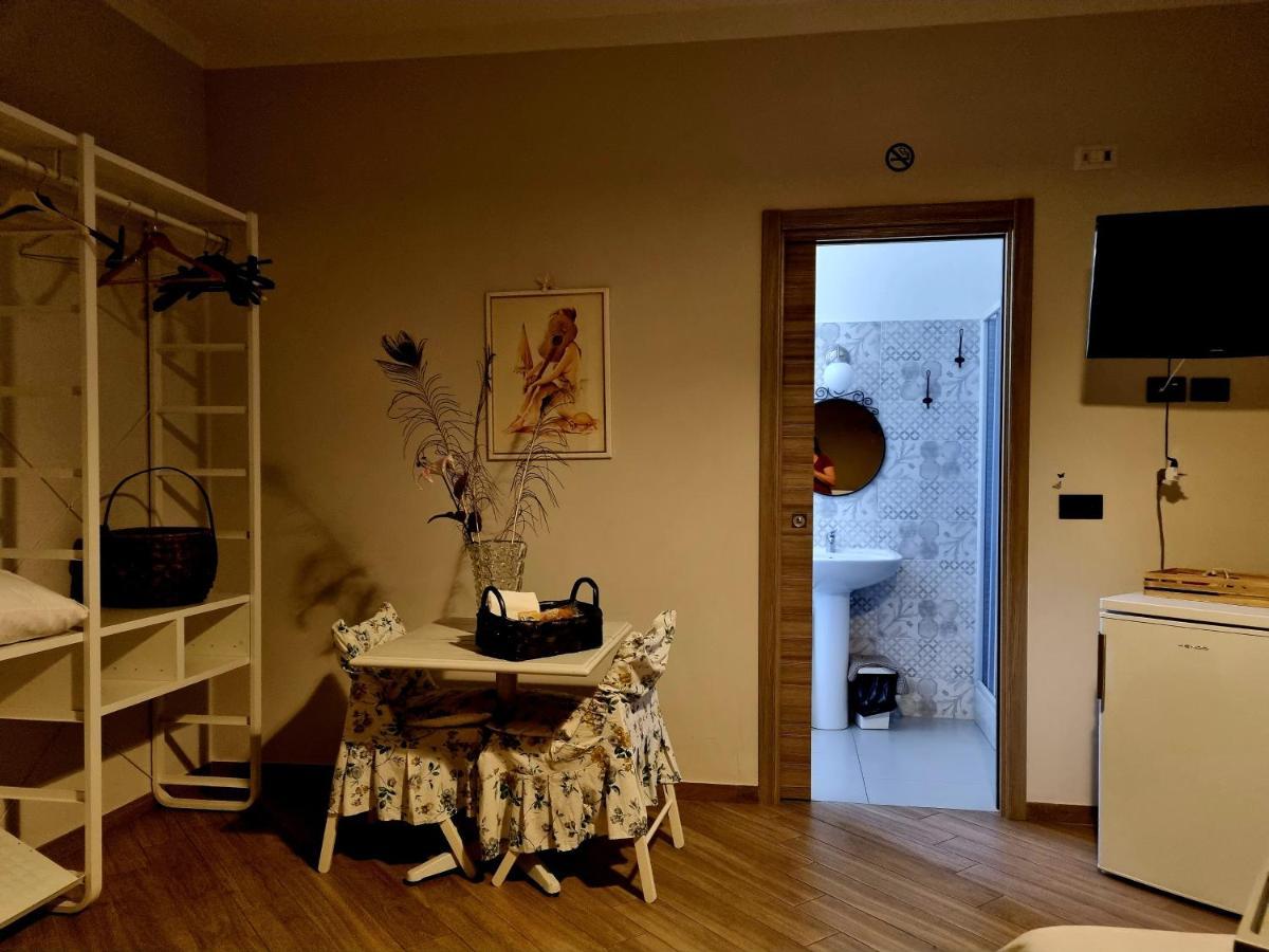 B&B Tre Passi Dalla Torre Montesarchio Zewnętrze zdjęcie
