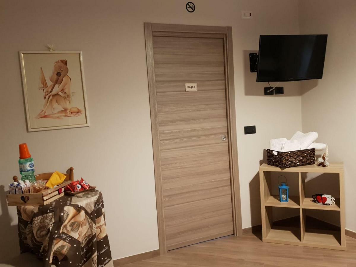 B&B Tre Passi Dalla Torre Montesarchio Zewnętrze zdjęcie