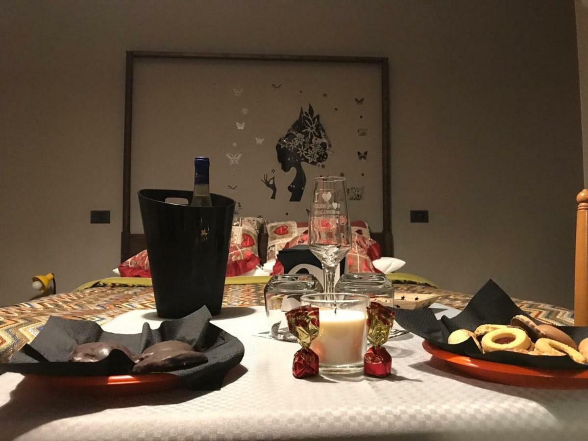 B&B Tre Passi Dalla Torre Montesarchio Zewnętrze zdjęcie